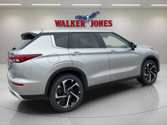 used 2024 Mitsubishi Outlander car, priced at $26,471