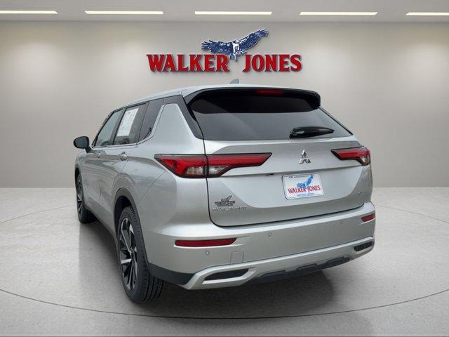 used 2024 Mitsubishi Outlander car, priced at $26,471