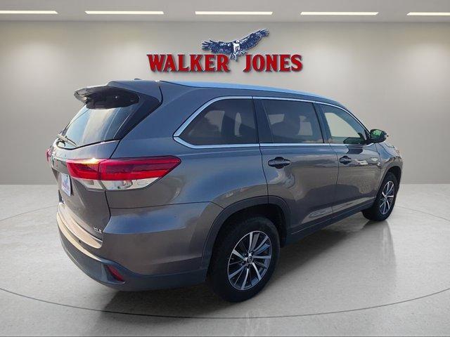 used 2018 Toyota Highlander car, priced at $20,897