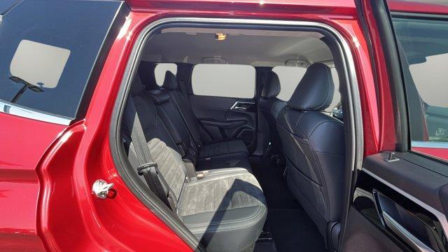 used 2024 Mitsubishi Outlander car, priced at $26,987