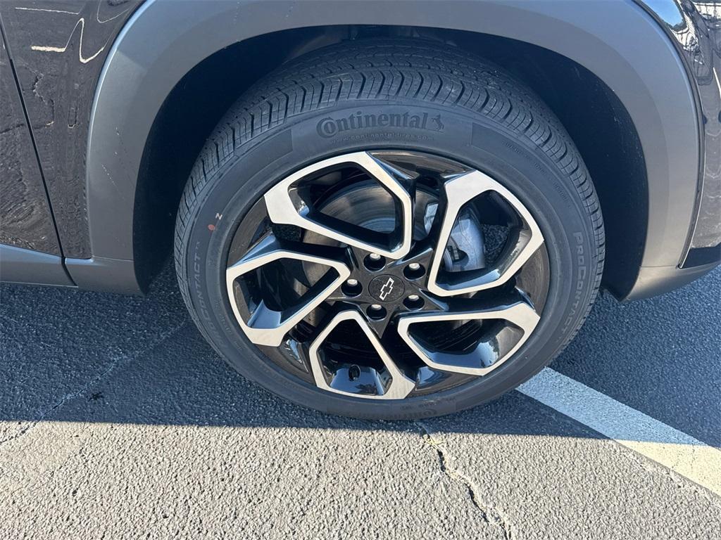 new 2026 Chevrolet Trax car, priced at $27,885