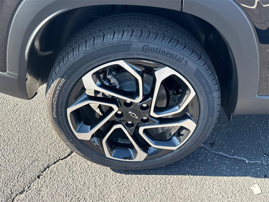 new 2026 Chevrolet Trax car, priced at $27,885