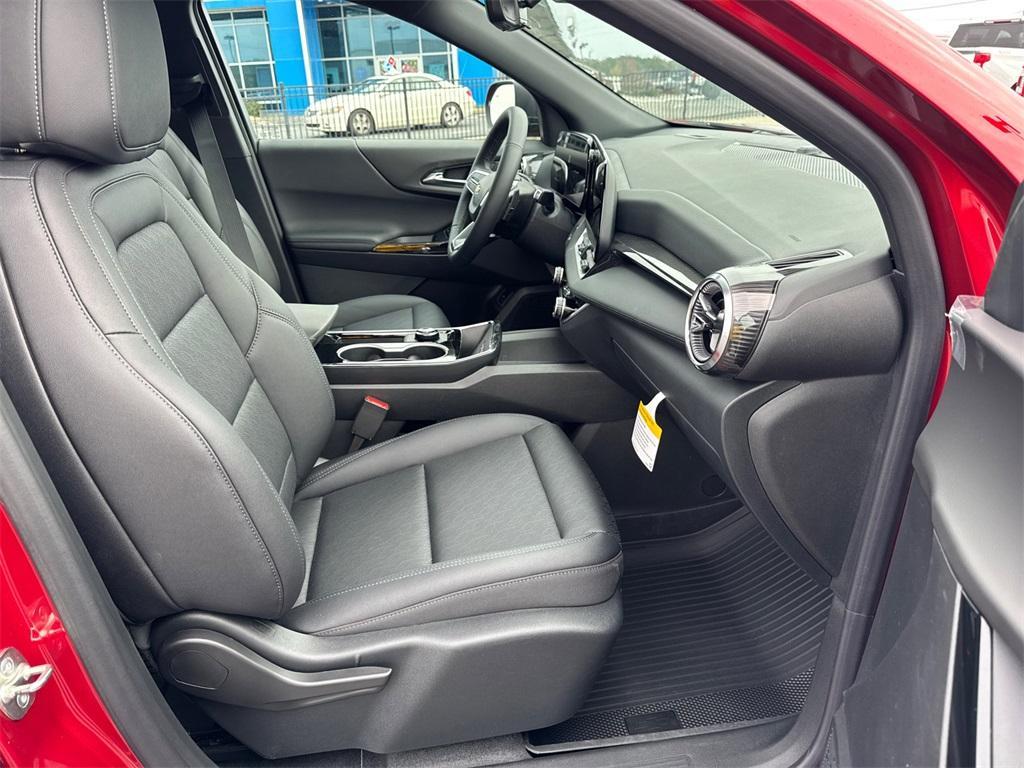 new 2026 Chevrolet Equinox car, priced at $29,310