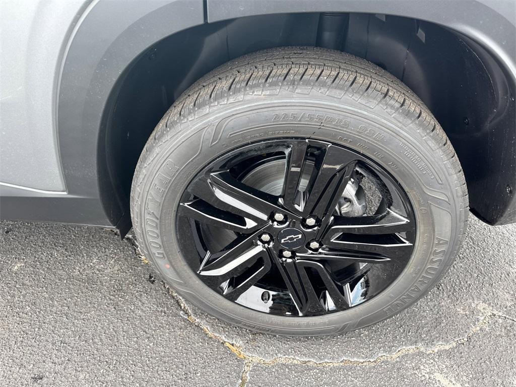 new 2026 Chevrolet Trax car, priced at $27,885