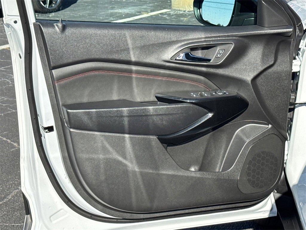 new 2026 Chevrolet Trax car, priced at $27,885