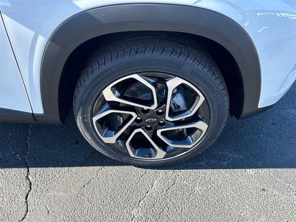 new 2026 Chevrolet Trax car, priced at $27,885