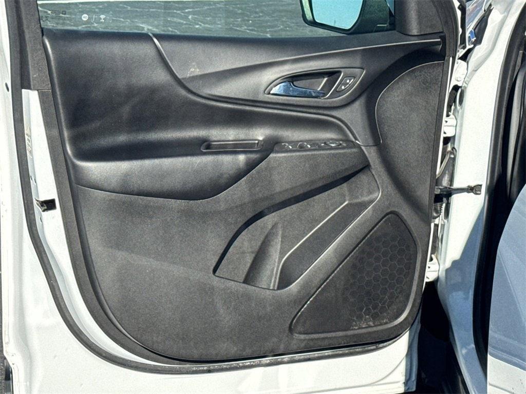 used 2021 Chevrolet Equinox car, priced at $14,854