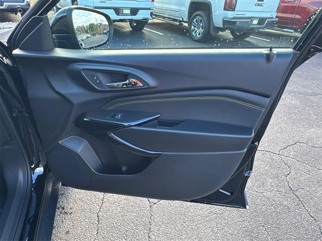 new 2026 Chevrolet Trax car, priced at $27,885