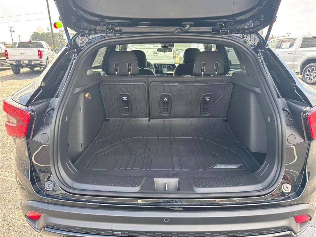 new 2026 Chevrolet Trax car, priced at $22,285