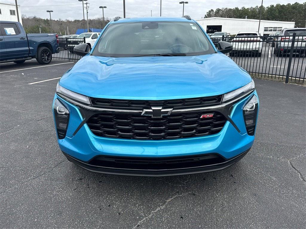 used 2025 Chevrolet Trax car, priced at $23,354