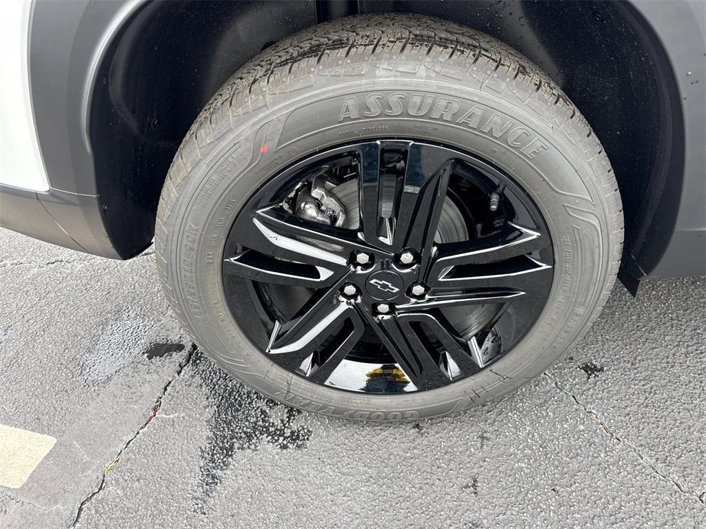 new 2026 Chevrolet Trax car, priced at $27,885