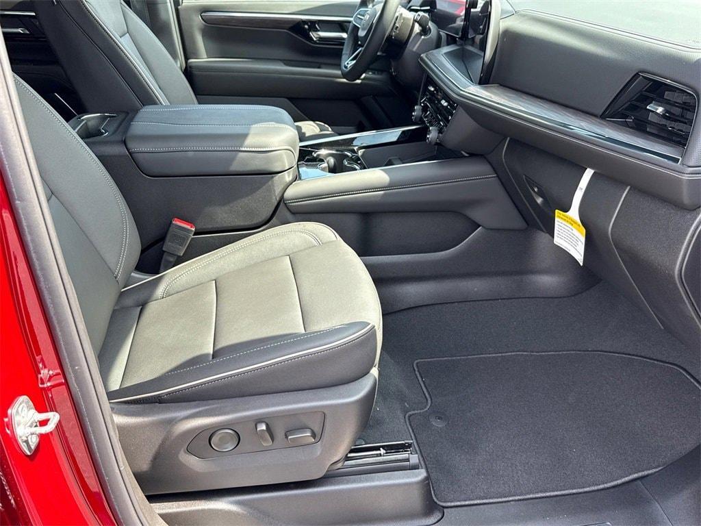 new 2025 Chevrolet Suburban car, priced at $74,840