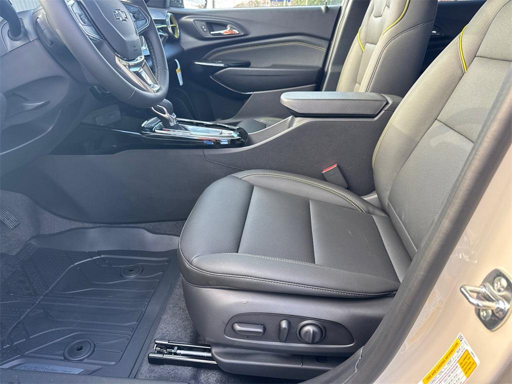 new 2026 Chevrolet Trax car, priced at $27,885