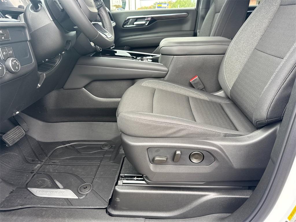 new 2026 Chevrolet Suburban car, priced at $65,415