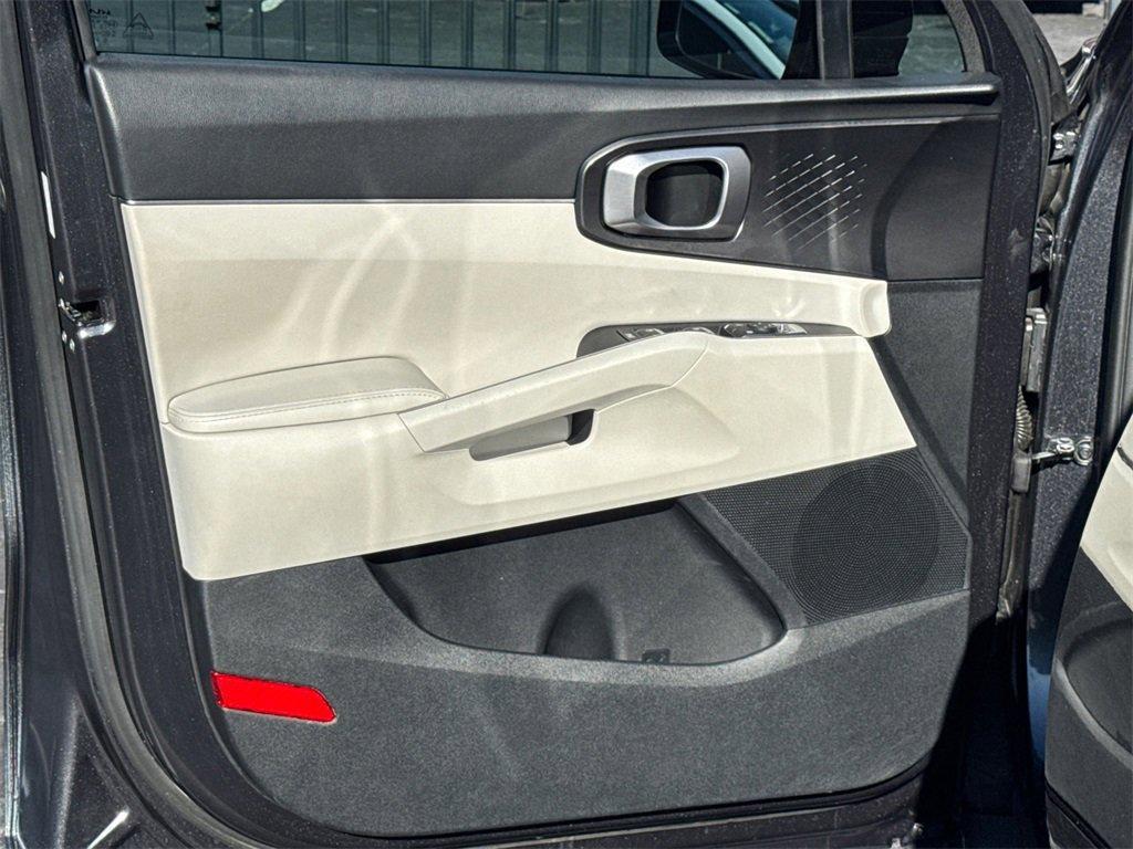 used 2022 Kia Sorento car, priced at $19,987