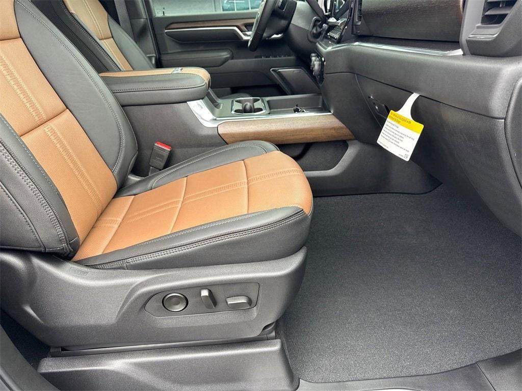 used 2026 Chevrolet Silverado 3500 car, priced at $86,884