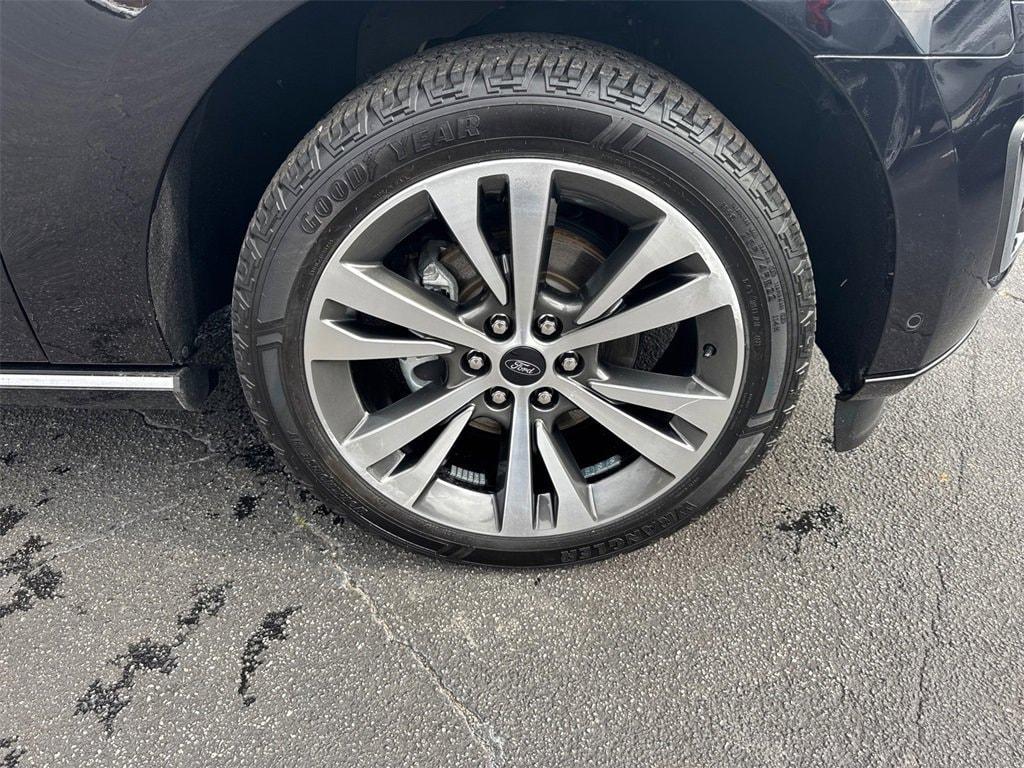 used 2021 Ford Expedition car, priced at $32,994
