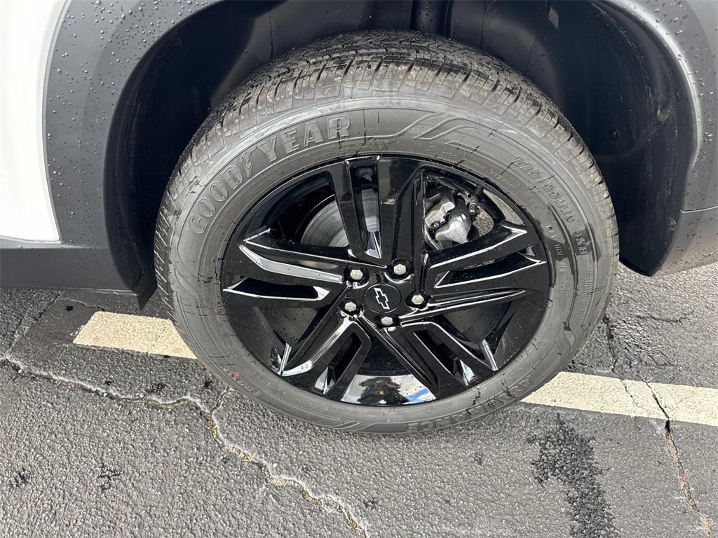 new 2026 Chevrolet Trax car, priced at $27,885