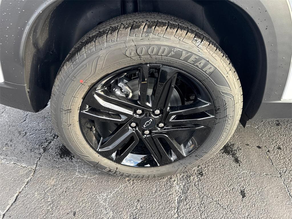 new 2026 Chevrolet Trax car, priced at $27,885