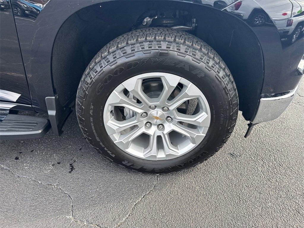used 2025 Chevrolet Silverado 1500 car, priced at $52,514