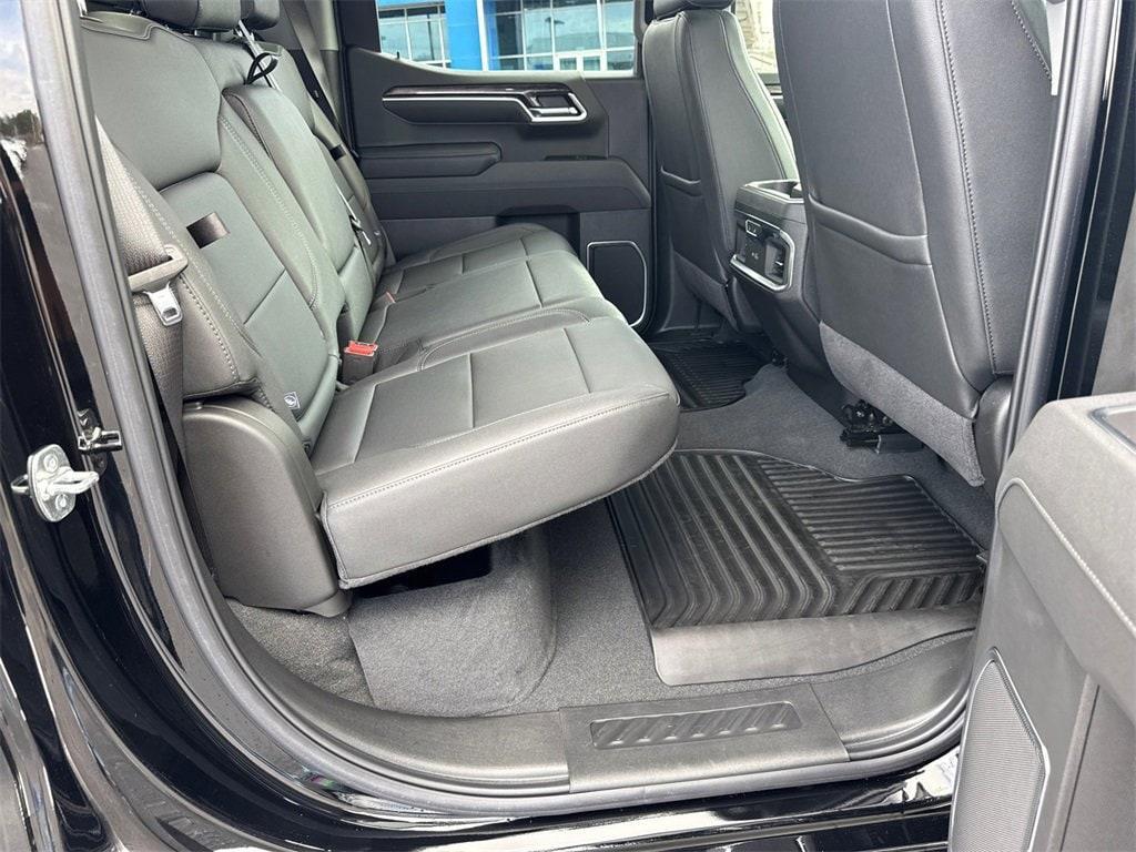 used 2025 Chevrolet Silverado 1500 car, priced at $52,514