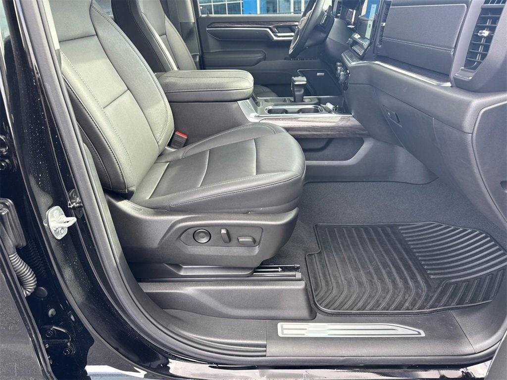 used 2025 Chevrolet Silverado 1500 car, priced at $52,514