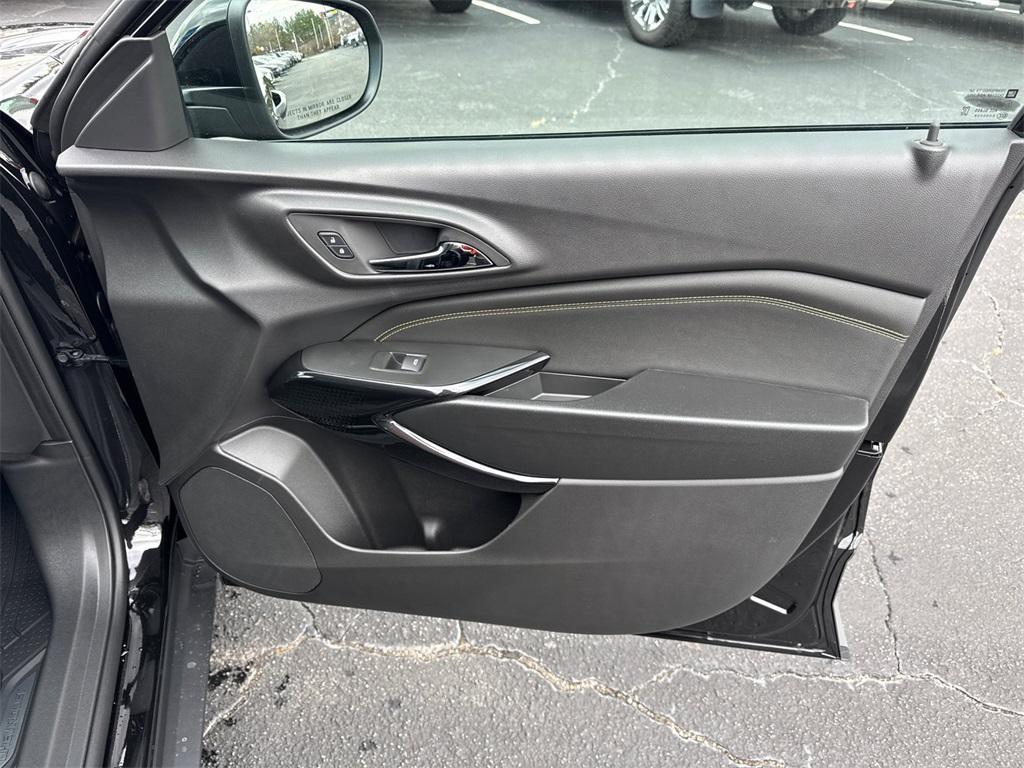 new 2026 Chevrolet Trax car, priced at $27,885