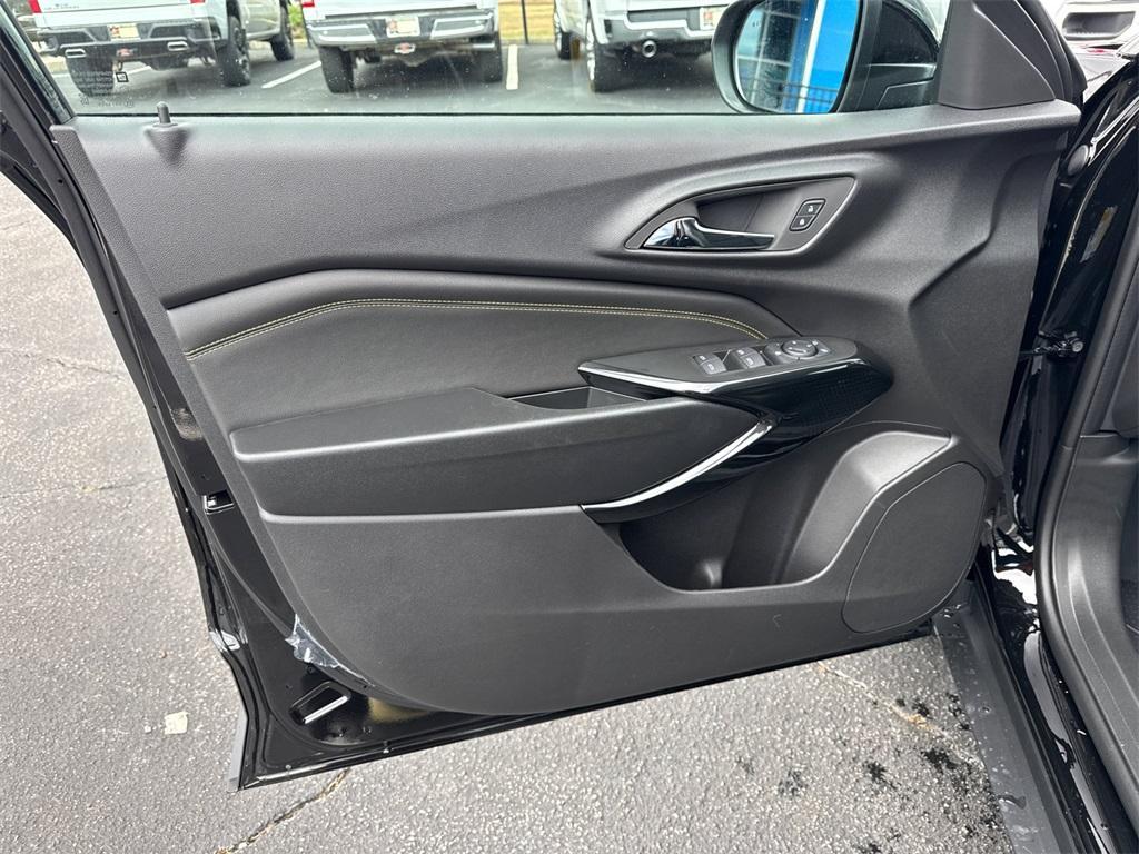 new 2026 Chevrolet Trax car, priced at $27,885