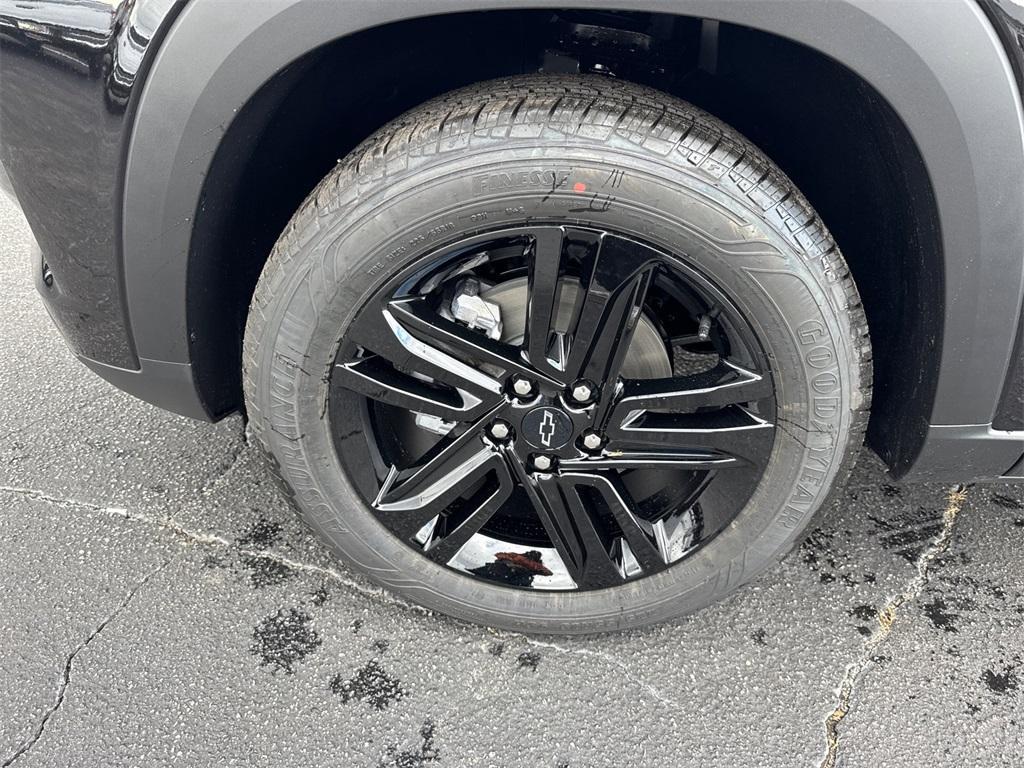 new 2026 Chevrolet Trax car, priced at $27,885