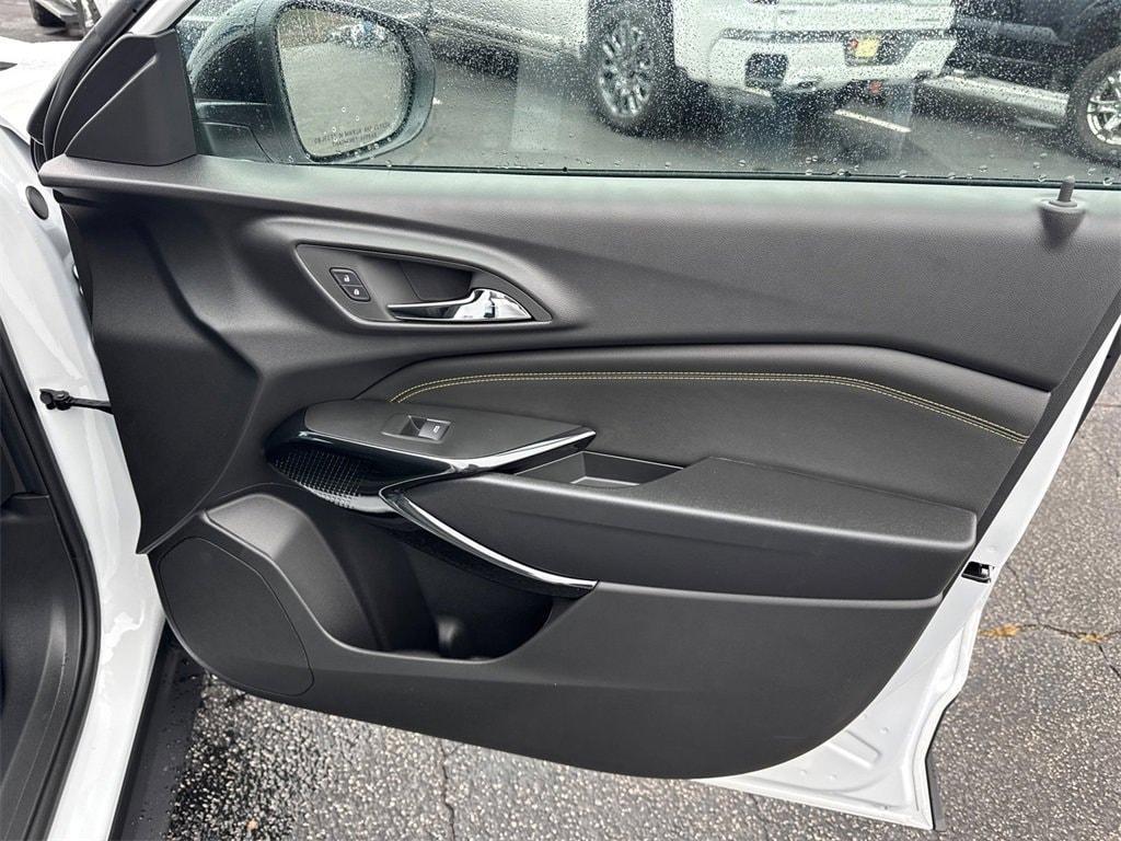 new 2026 Chevrolet Trax car, priced at $27,885