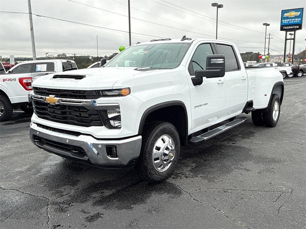 new 2026 Chevrolet Silverado 3500 car, priced at $79,400