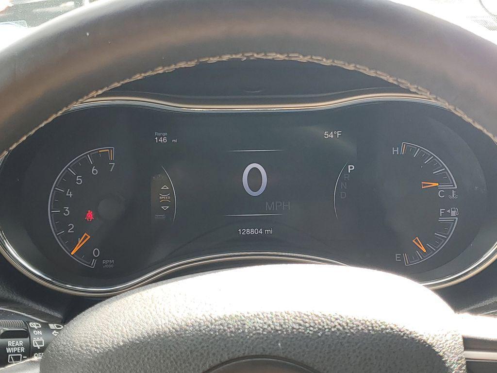 used 2017 Jeep Grand Cherokee car, priced at $11,899