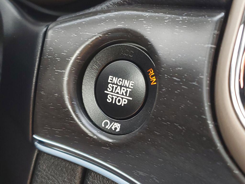 used 2017 Jeep Grand Cherokee car, priced at $11,899