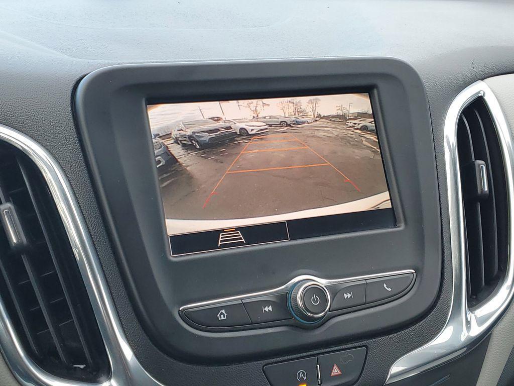 used 2023 Chevrolet Equinox car, priced at $19,999