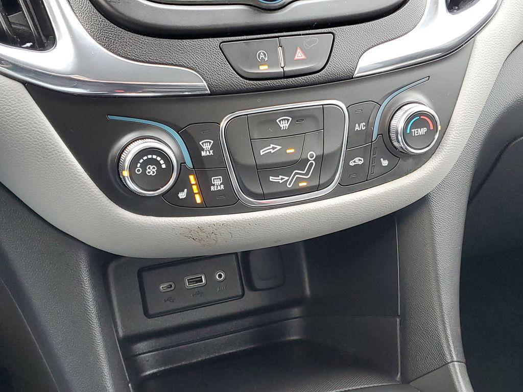 used 2023 Chevrolet Equinox car, priced at $19,999