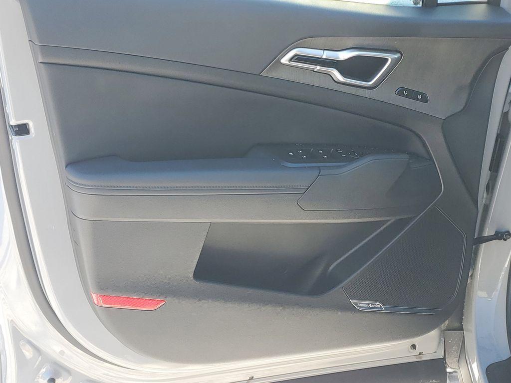 used 2026 Kia Sportage car, priced at $31,899