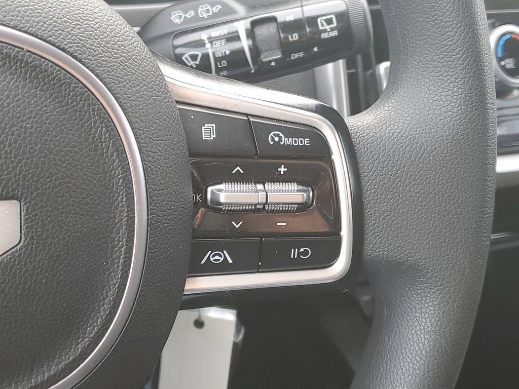 used 2023 Kia Sorento car, priced at $22,599