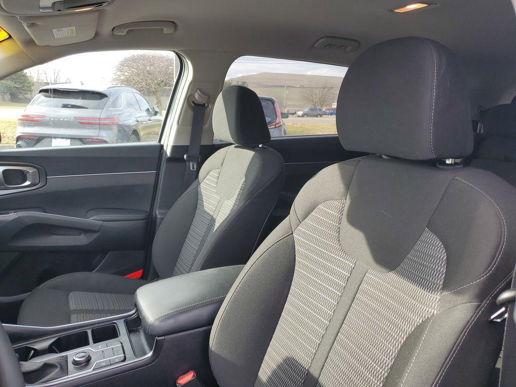 used 2023 Kia Sorento car, priced at $22,599