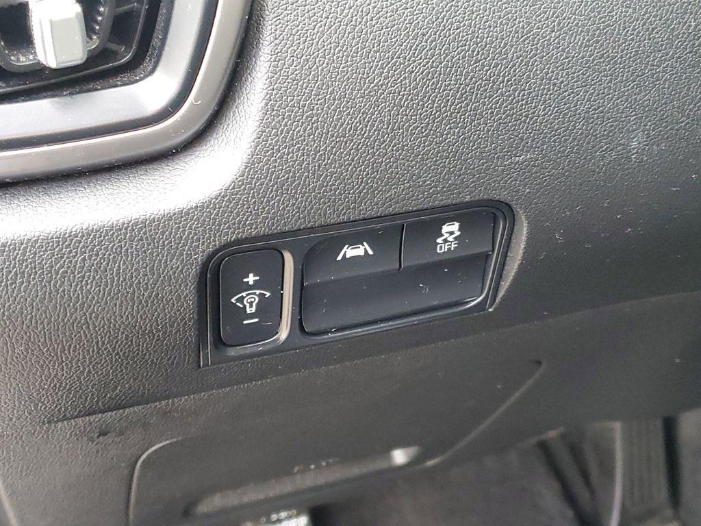 used 2023 Kia Sorento car, priced at $22,599