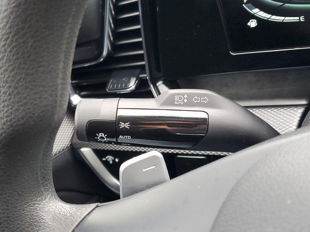 used 2023 Kia Sportage Hybrid car, priced at $23,059