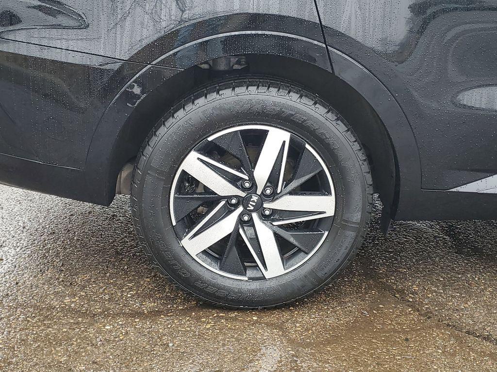 used 2021 Kia Sorento car, priced at $19,099