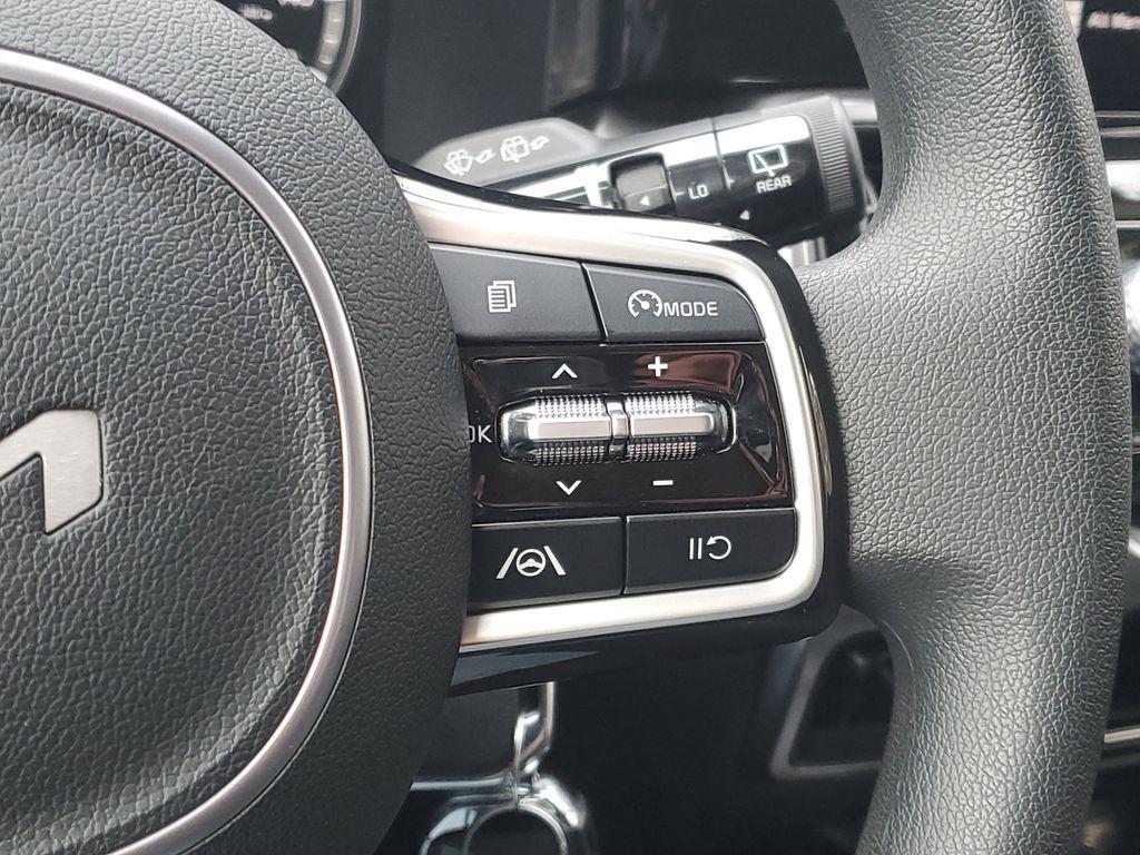 used 2023 Kia Sorento car, priced at $26,499
