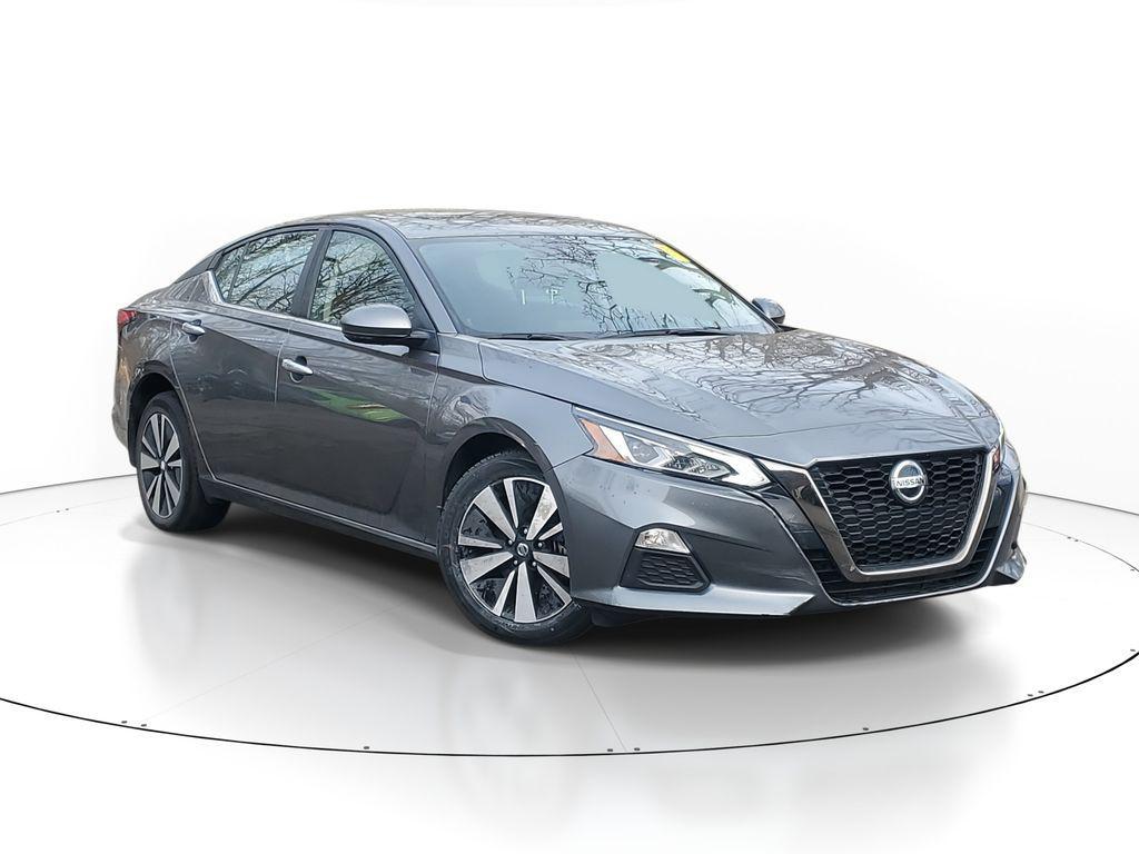 used 2022 Nissan Altima car, priced at $19,899
