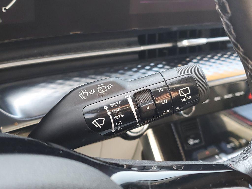 used 2022 Kia Carnival car, priced at $28,299