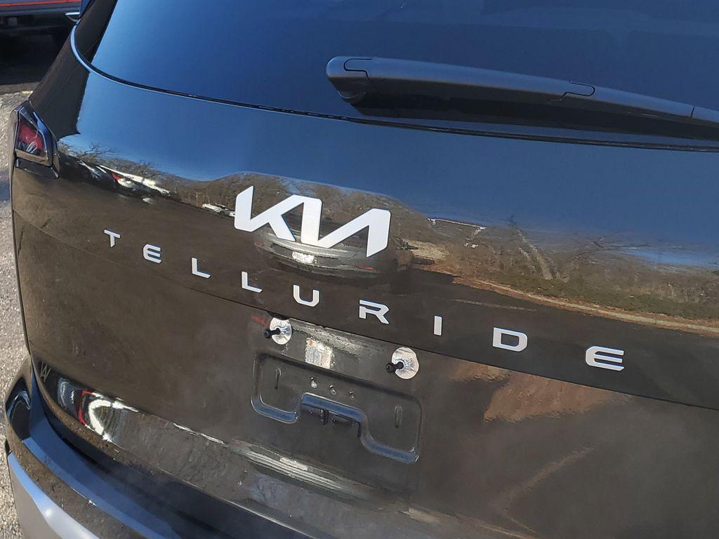 used 2023 Kia Telluride car, priced at $37,222