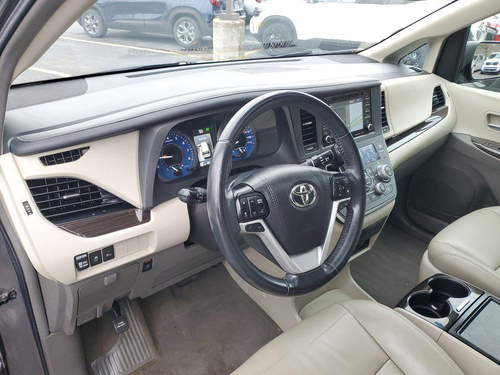 used 2019 Toyota Sienna car, priced at $25,899