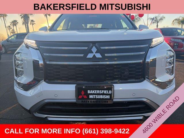 used 2025 Mitsubishi Outlander car, priced at $28,355