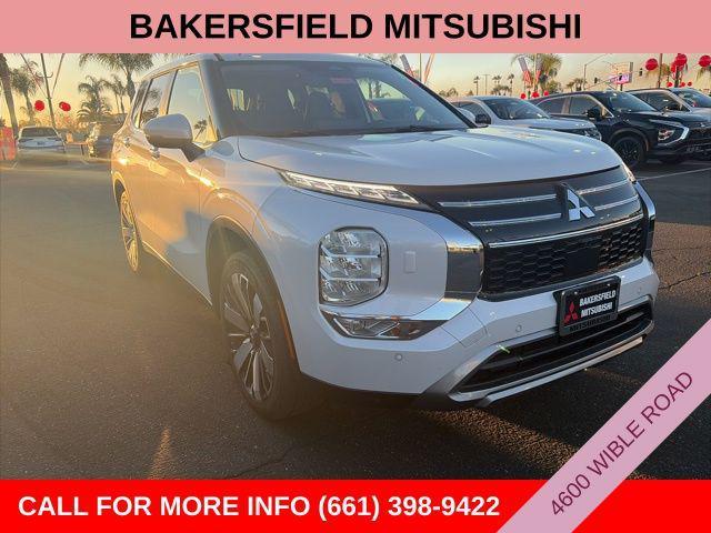 used 2025 Mitsubishi Outlander car, priced at $28,355