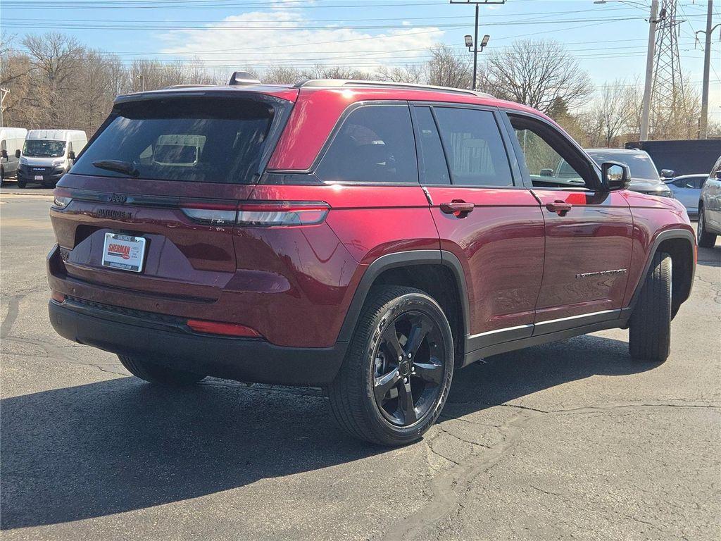 used 2025 Jeep Grand Cherokee car, priced at $37,534