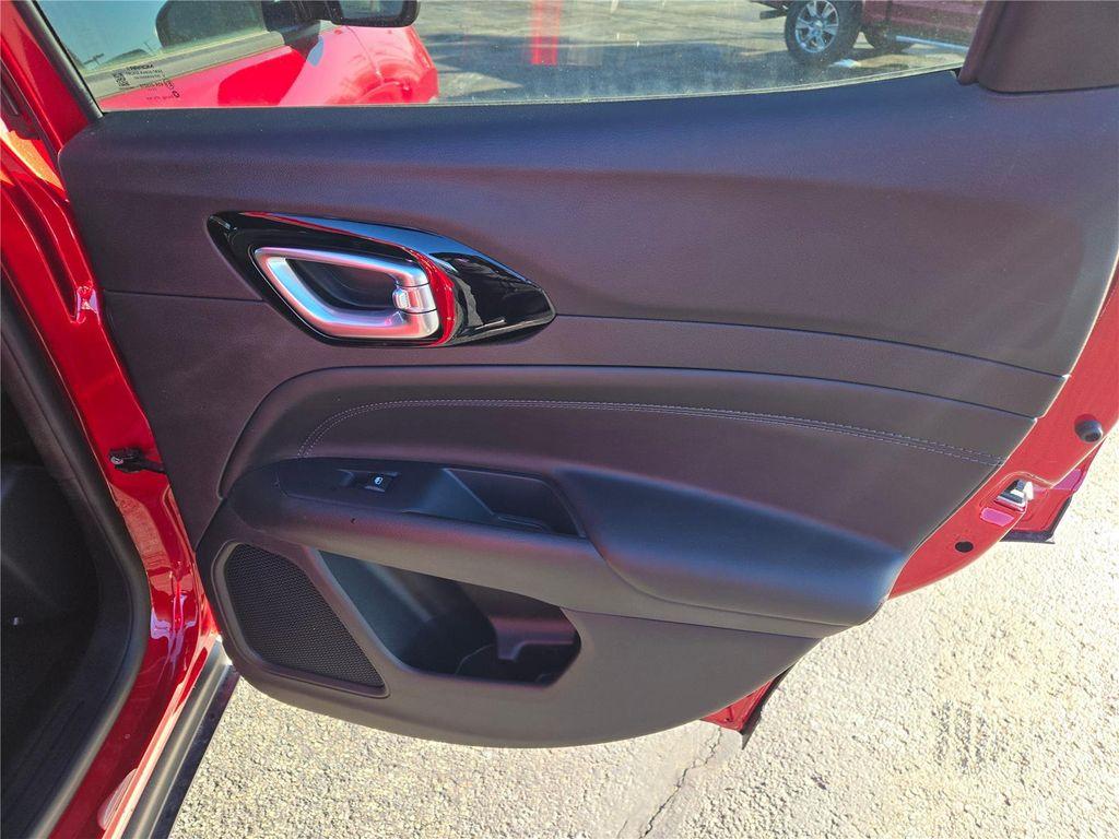 new 2026 Jeep Compass car, priced at $30,335